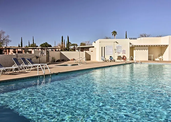 Green Valley Townhome W/ Patio & Resort Amenities