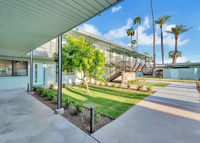 Modern Contemporary Ot Scottsdale With Heated Pool