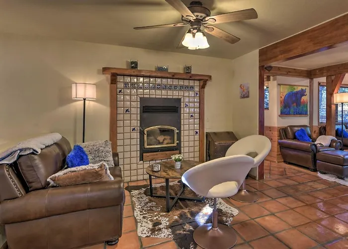 Flagstaff Home With On-Site Trails, 3 Mi To Dtwn!
