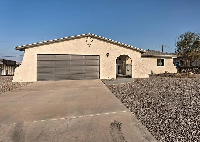 3 Mi To Water: Lake Havasu Gem W/ Fire Pit & Grill