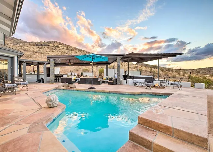Casita 11 Mi To Dtwn: Pool, Spa, Hiking, Views