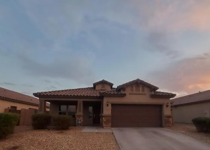 Phoenix Iii, Minutes To Airport And Downtown