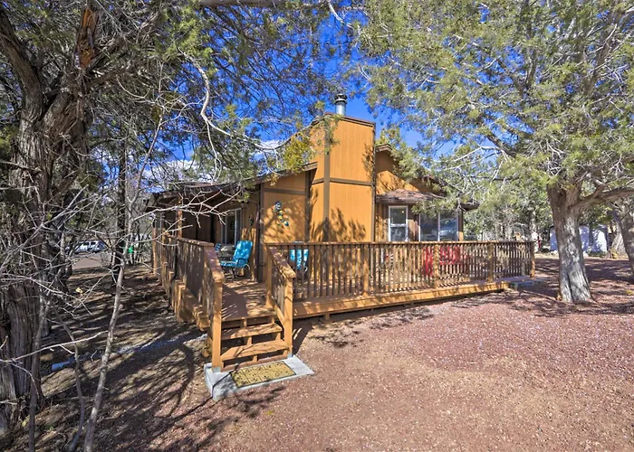 Furnished Deck: Show Low 'White Mountain Cottage'