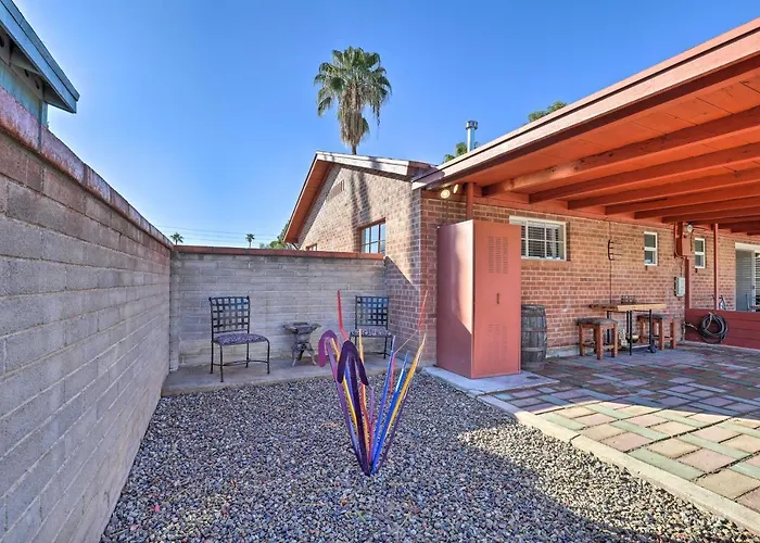 Southwest Sanctuary! Tucson Home W/ Patio & Yard