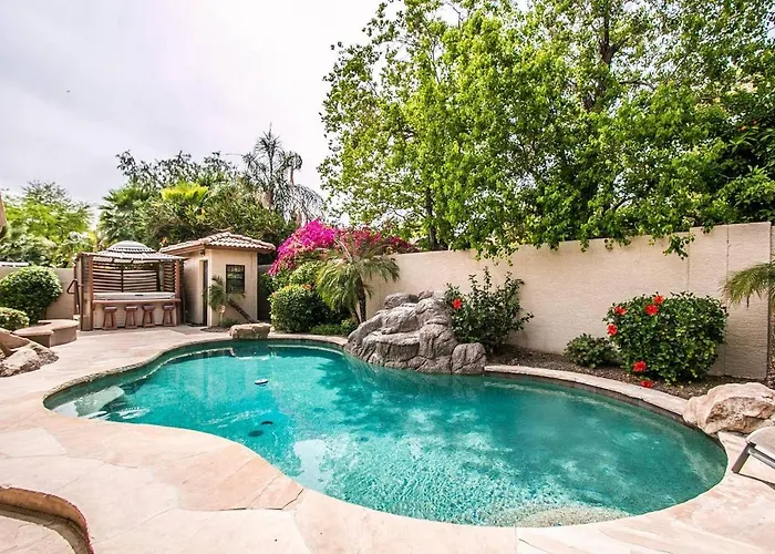 Retreat Specials Private Backyard Oasis