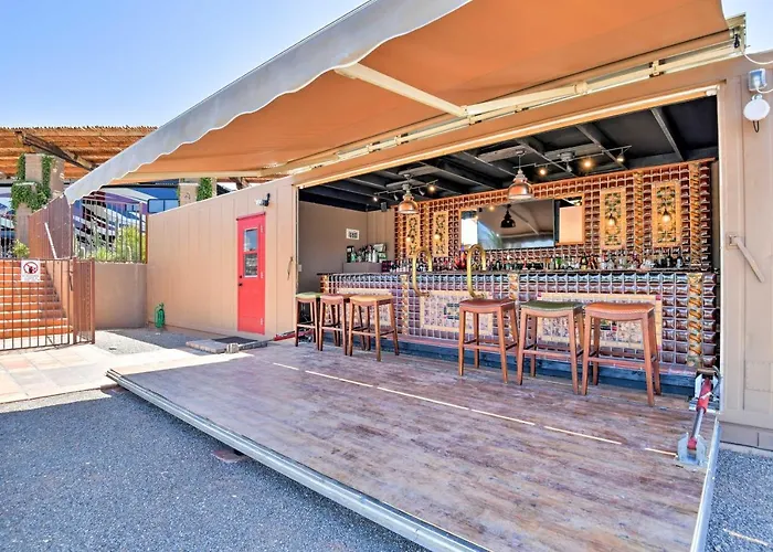 Luxe Home W/ Pool & Outdoor Kitchen In Phoenix!