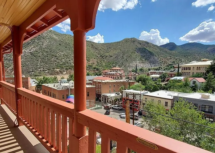 Eldorado Suites Hotel