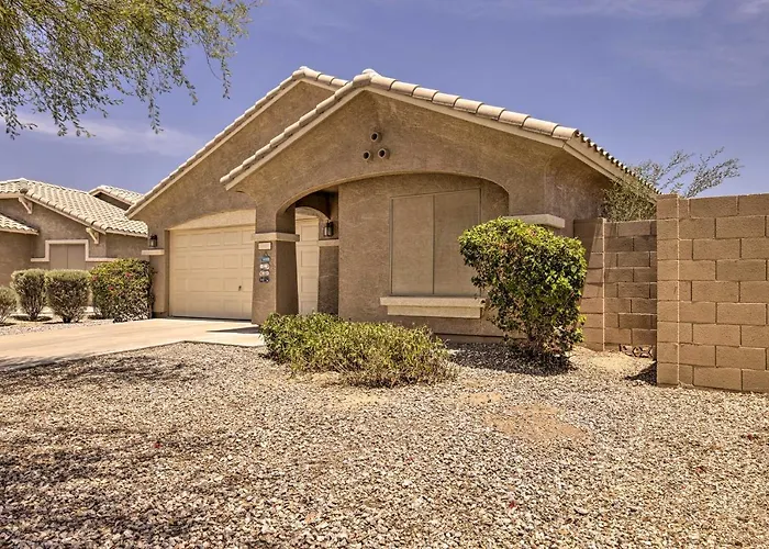 2 Mi To Goodyear Ballpark! 'Desert Beach House'