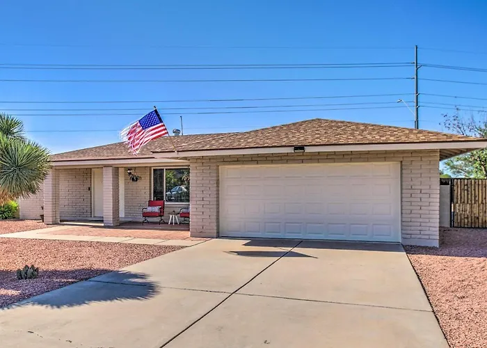 Patio + Yard: Pet-Friendly Gem In Litchfield Park!