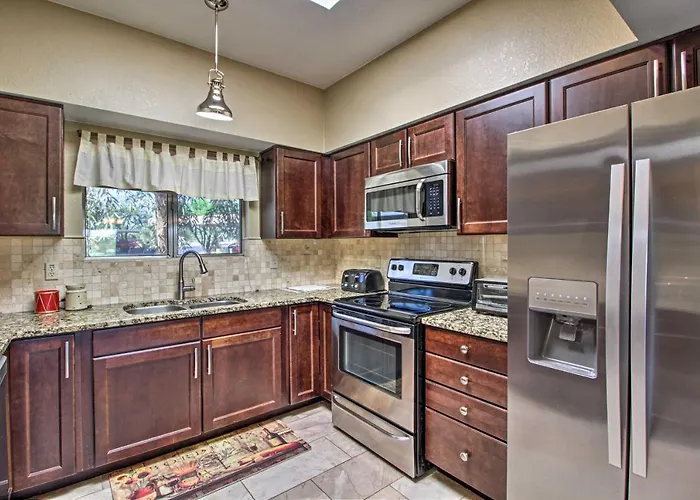 Relaxing Green Valley Townhome ~ 30 Mi To Tucson!