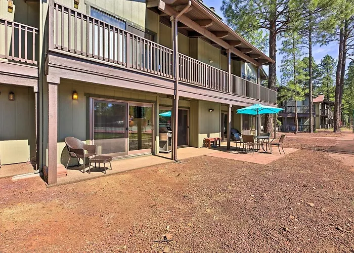 Patio & Fireplace: Country Club Pinetop Condo!
