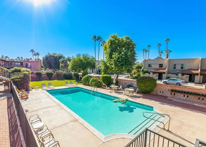 Furnished Patio! 'Casa Feliz' Old Town Condo