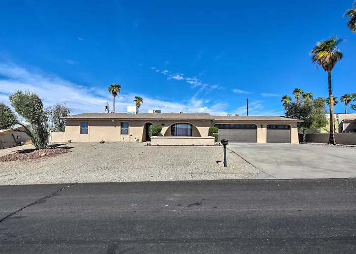 Modern Lake Havasu Retreat: Lake & Mountain Views!