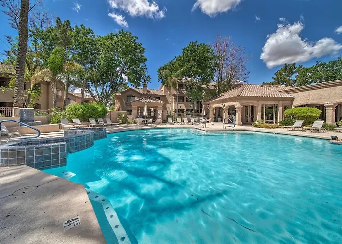 Golf, Shop & Hike: Scottsdale Gem W/ Resort Perks!