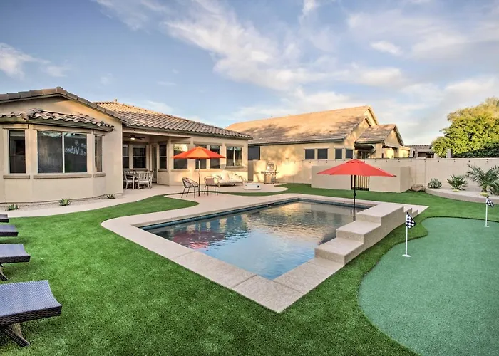 Pool & Game Room: Home In Goodyear Near Golfing