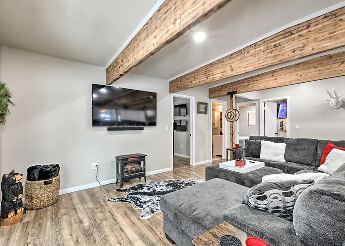 Fire Pit + Atv Trail Access: Munds Park Cabin!
