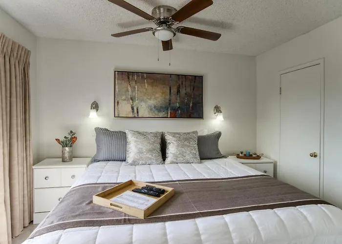 226 Fully Furnished, Wifi Included