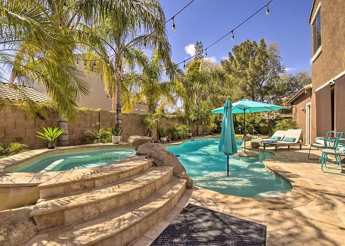 Family Gem In Phoenix W/ Saltwater Pool & Theater