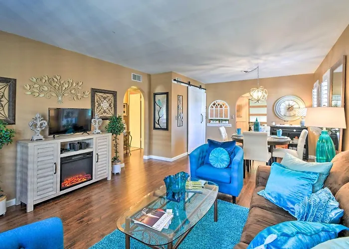 Cozy Fountain Hills Condo With Mountain Views!