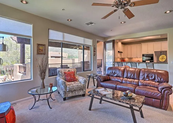 Pool Access, Views: 'Scottsdale Serenity' Condo!