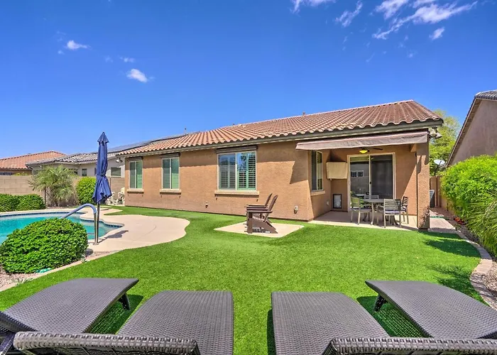 Summer Specials! Snowbird Escape W/ Pool