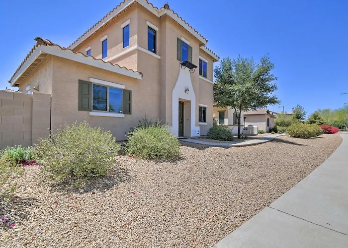 Goodyear Escape W/ Grill: Community Pool Access!
