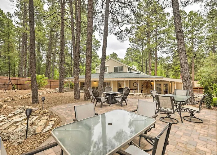 Expansive Flagstaff Family Retreat W/ Media Room!