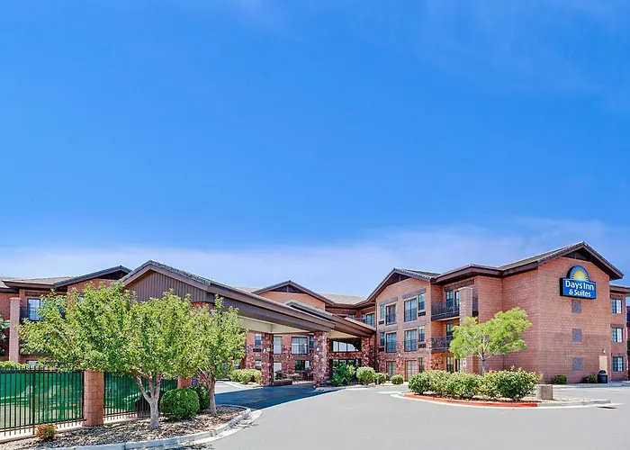 Days Inn & Suites By Wyndham Page Lake Powell
