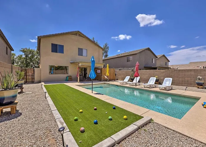 Updated Maricopa Retreat < 2 Miles To Golf!