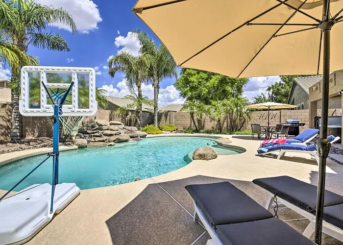 Pool, Hot Tub & Patio: Mesa Oasis Desert Getaway