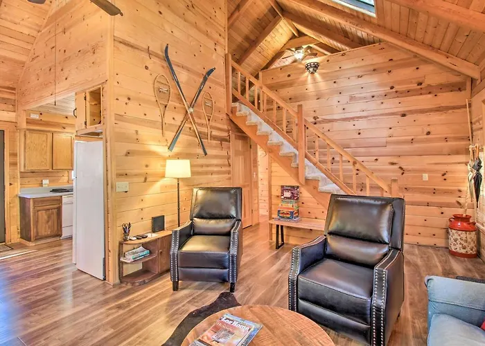 Pinetop-Lakeside Cabin W/ Deck: Hike, Ski & Golf