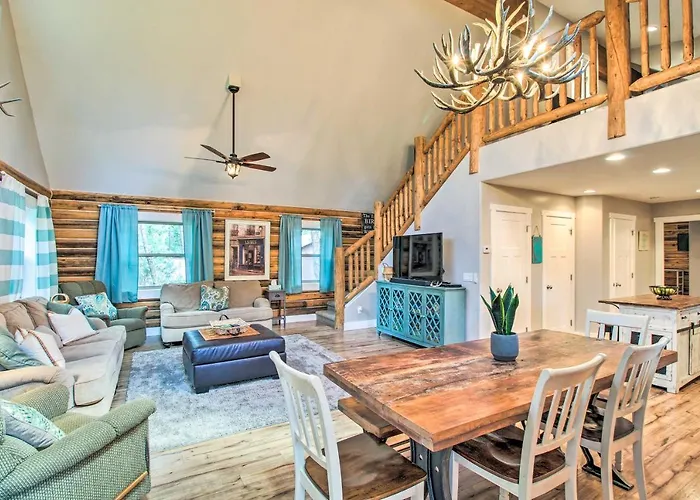 1 Mi To Lake: Chic Arizona Cabin W/ Large Porch!