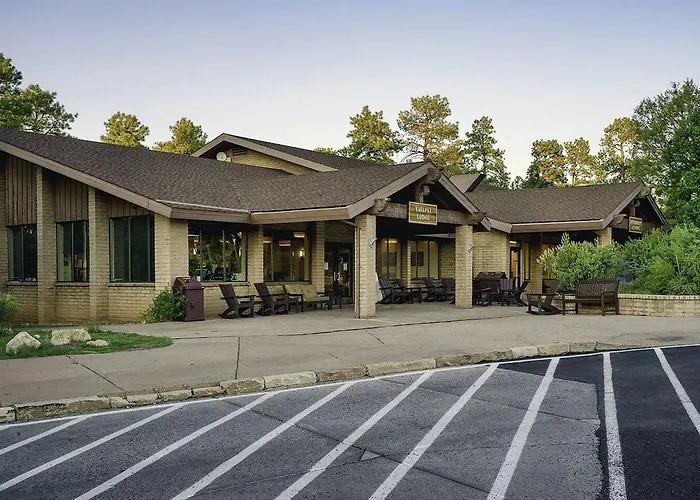 Yavapai Lodge