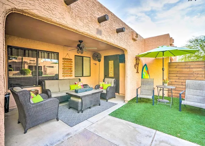 Relax Poolside! Peoria Oasis, 2 Mi To Downtown