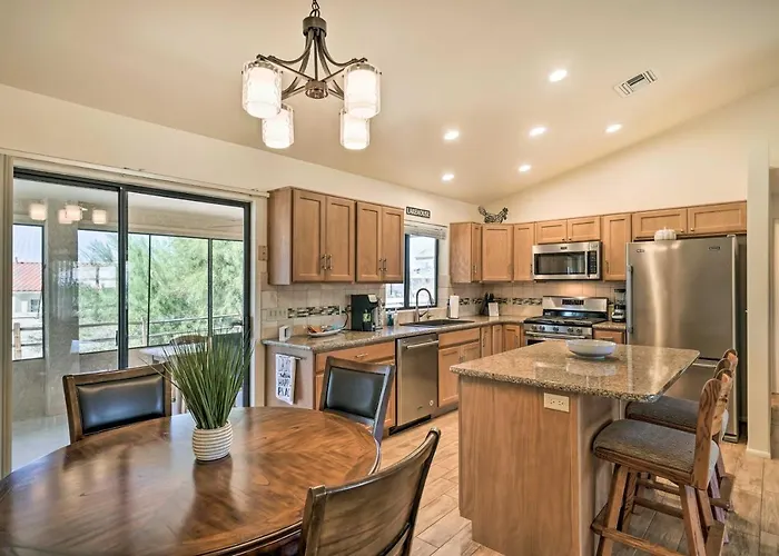 Game Room + Mtn Views: Lake Havasu Escape!