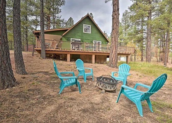 Deck + Grill: Secluded Happy Jack Cabin