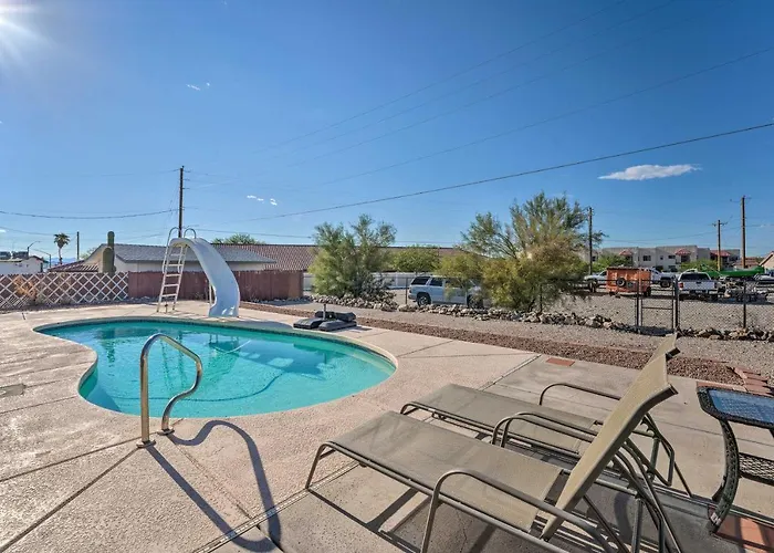 Pool & Boat Parking 1 Mi To Lake