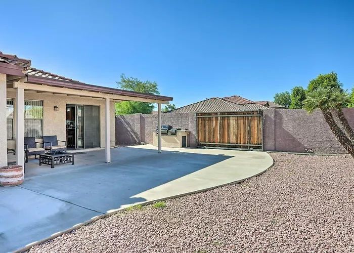 2 Mi To State Farm Stadium! Family-Friendly Home