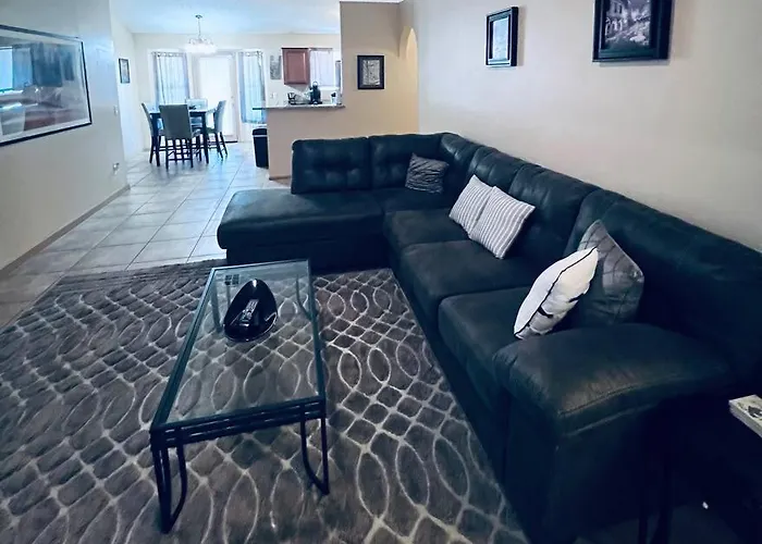 Master King Suite, Phoenix Gem!