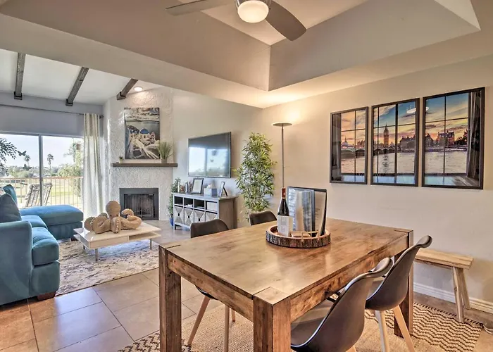 Golf Course, Mountain Views: Scottsdale Condo!