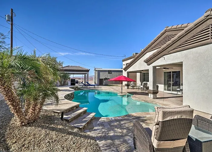 3 Mi To Lake: Lake Havasu Home W/ Pool!
