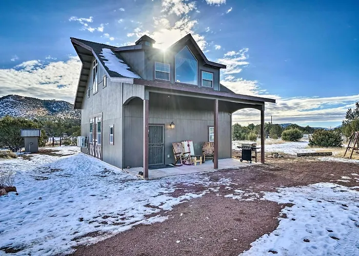 Family-Friendly Williams Cabin W/ Gas Grill