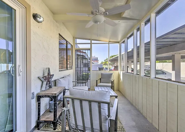 Steps To Dtwn Gilbert! Condo W/ Furnished Porch