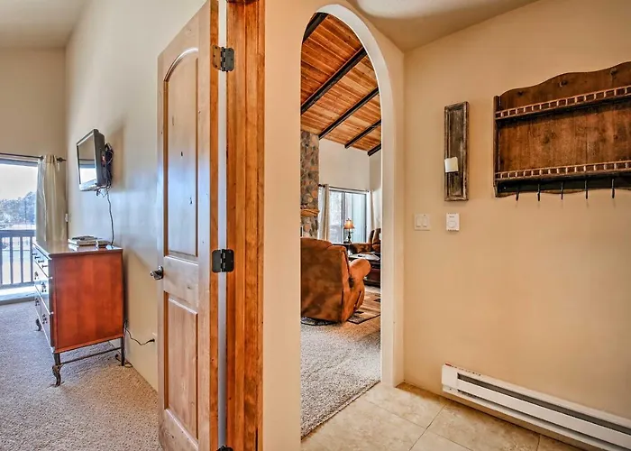 Steps To Golf Course: Condo W/ Grill In Pinetop!