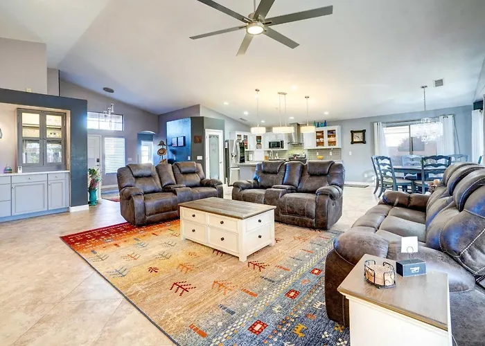 Pets Welcome! Group Retreat W/ Pool In Surprise!