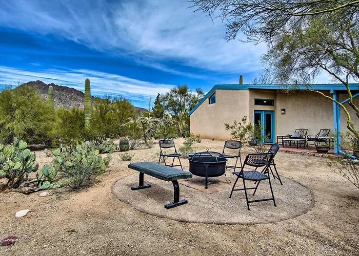 Sunny Tucson Home W/ Patios On 5 Acres!