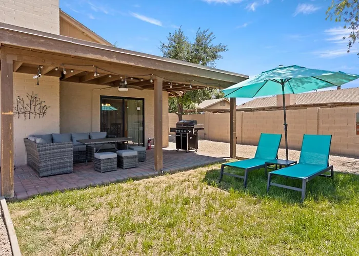 Spacious Stunning Ranch House, Hot-Tub And Private Basketball Court, Near Westworld, Tpc