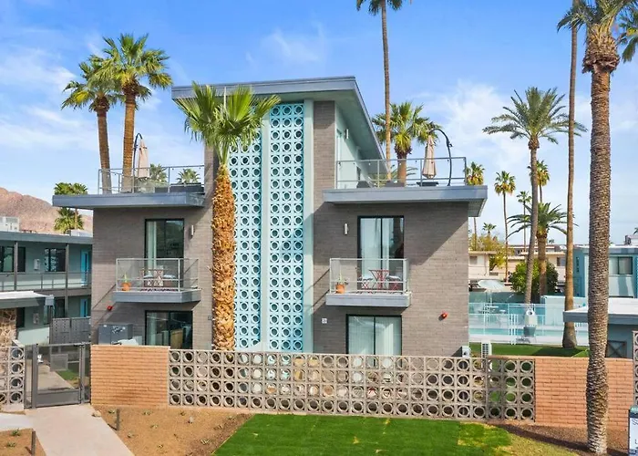Poolside Studio W Rooftop Deck - Walk To Old Town