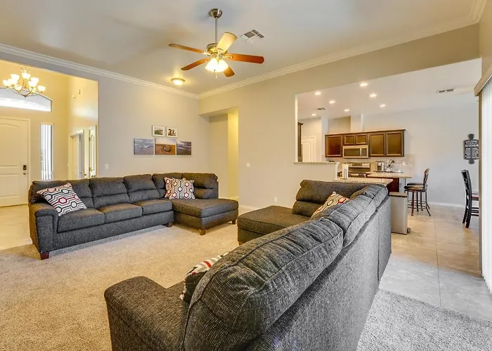 Beautiful Bullhead City Home Rental W/ Yard!