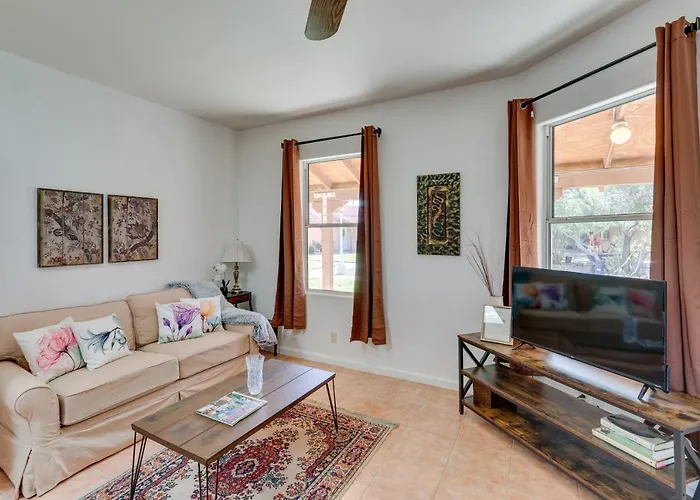 Eloy Retreat W/ Pool Access + Central A/C!
